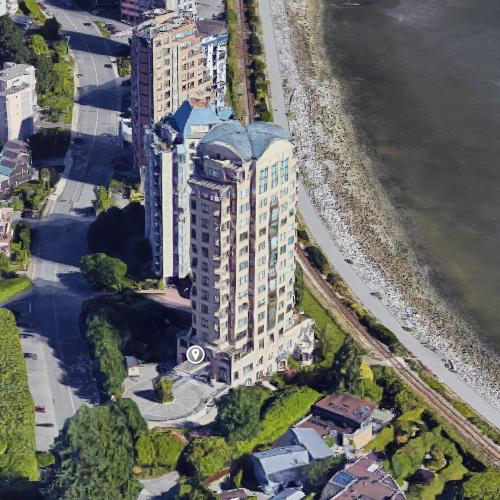 Edgewater Apartments in West Vancouver, Canada (Google Maps)