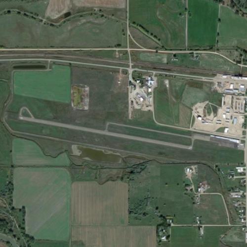 Edgar G Obie Airport in Chinook, MT (Google Maps)