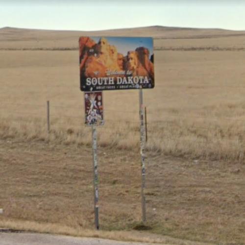 to South Dakota sign in Edgemont, SD (Google Maps) (9)