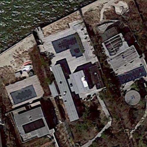 'Rosenthal Dihé House' by Horace Gifford in Sayville, NY (Google Maps)