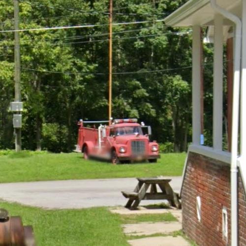 1960s International Harvester Fire Truck in Benham, KY (Google Maps) (2)