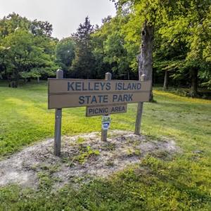 Kelleys Island State Park Picnic Area in Kelleys Island, OH - Virtual
