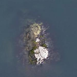 Seal Island (aka Seal Rock) in Bristol, RI - Virtual Globetrotting