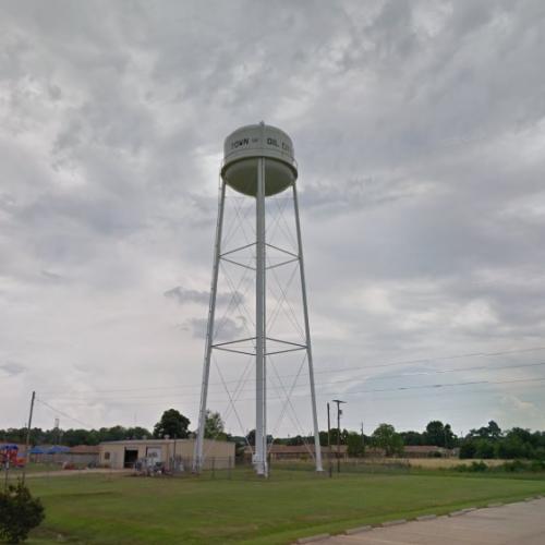 Oil City water tower in Oil City, LA Virtual Globetrotting