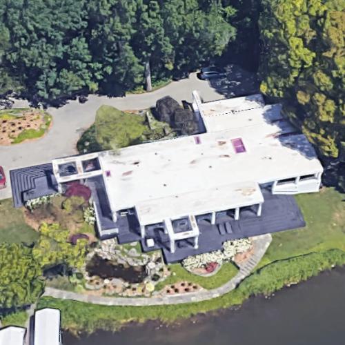 'Lake Sherwood Residence' by Don Paul Young in Commerce, MI (Google Maps)