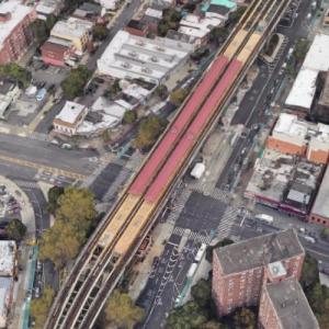 Gun Hill Road station (IRT White Plains Road Line) in New York, NY ...