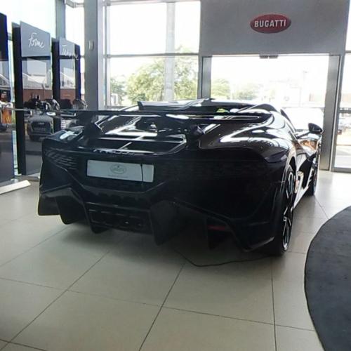 Bugatti Divo in Düsseldorf, Germany (Google Maps)