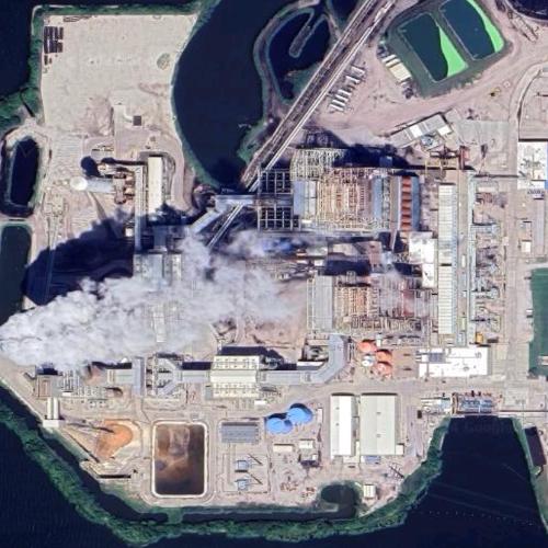 La Cygne Generating Station in La Cygne, KS (Google Maps)