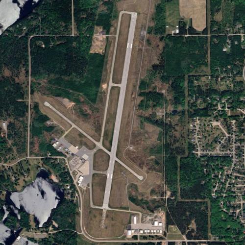 Ford Airport in Iron Mountain, MI (Google Maps)