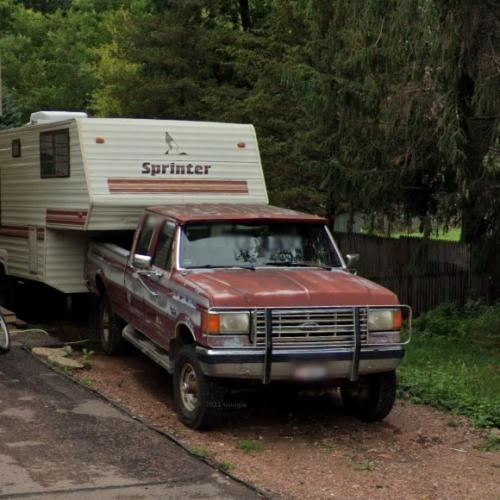 1989 Ford F350 in Dell Rapids, SD (Google Maps)
