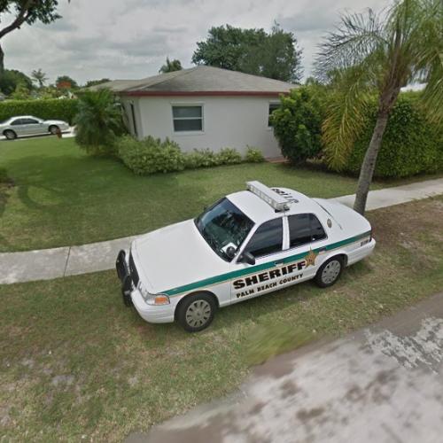 Palm Beach County Sheriff car in Boca Raton, FL (Bing Maps)