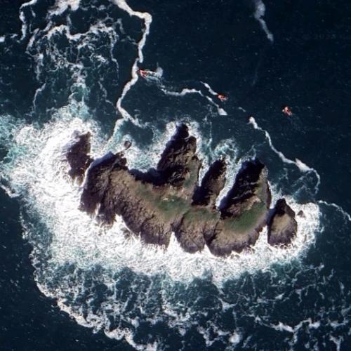 Gulland Rock in Padstow, United Kingdom (Google Maps)