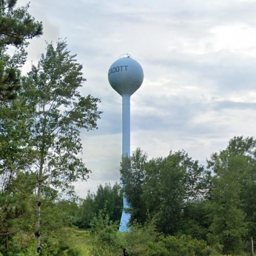 Cadott water tower in Cadott, WI - Virtual Globetrotting