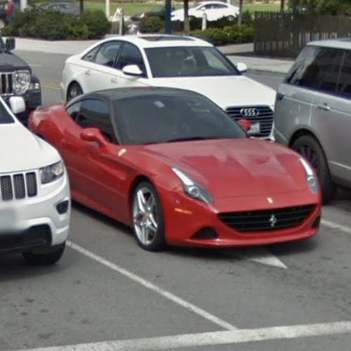 Ferrari California in Los Angeles in Beverly Hills, CA (Google Maps) (3)