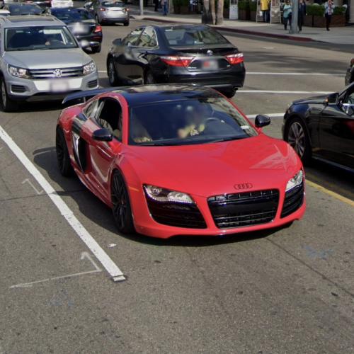 Audi R8 in Los Angeles in Beverly Hills, CA (Google Maps)