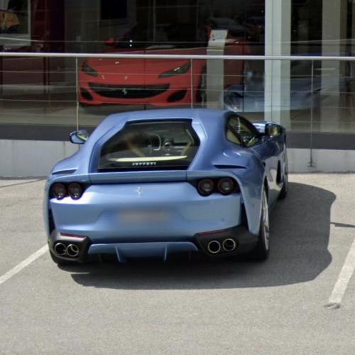 Ferrari 812 Superfast in Cannes in Le France (Google Maps) (2)