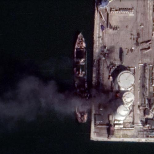 Destroyed Russian Tapir-class landing ship in Berdyans’k, Ukraine ...