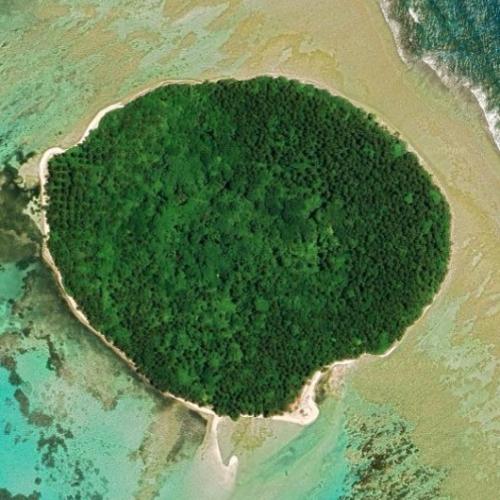 Ruo Island in Weno - Chuuk State Legislature, Micronesia, Federated ...