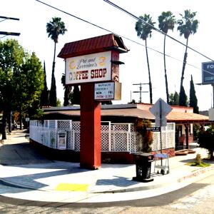 Pat & Lorraine's Coffee Shop (StreetView)