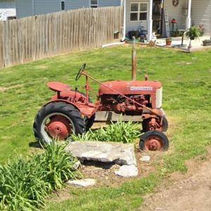 Farmall Cub (StreetView)