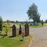 East View Cemetery
