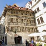 'House to the Minute'