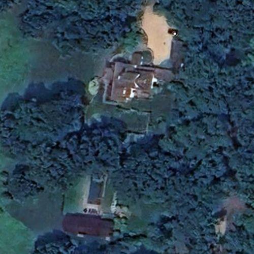 Ricky Van Veen's House in Washington, CT - Virtual Globetrotting