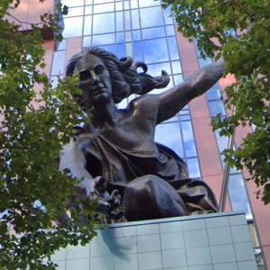 Portlandia peeking (StreetView)