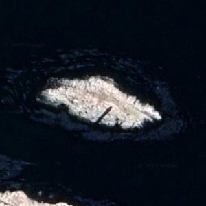 Isla Les Eclaireurs (Google Maps)