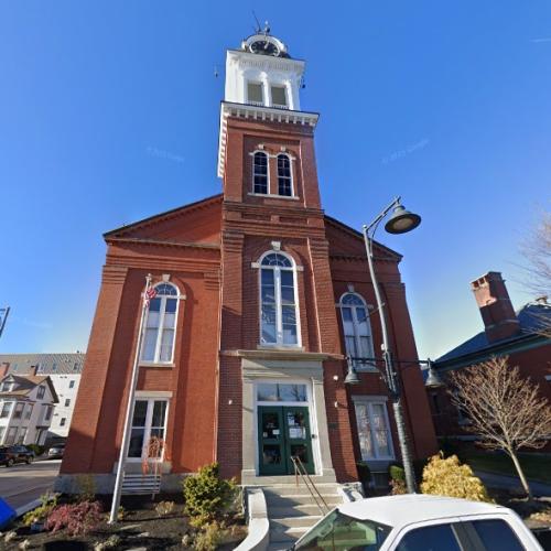 Saco City Hall in Saco, ME - Virtual Globetrotting