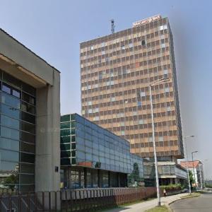 Huge fire destroys landmark tower in Zagreb, Croatia - Virtual