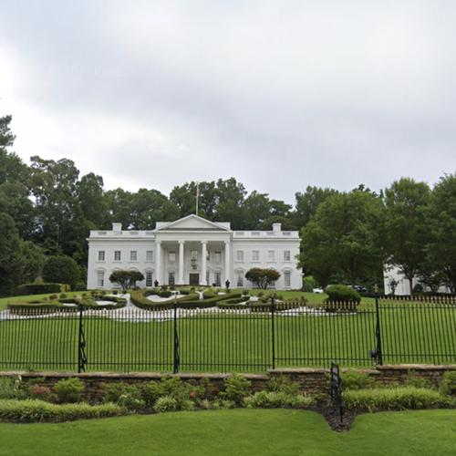White House Replica (Street View) in Atlanta, GA - Virtual Globetrotting