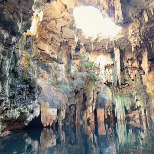 Cenote Tsukán in Piste, Mexico - Virtual Globetrotting