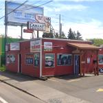 Lariat Lounge - Famous Portland Dive Bar
