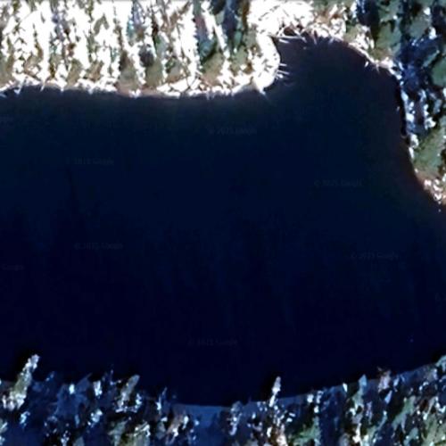 Red Slide Lake in Gilchrist, OR - Virtual Globetrotting