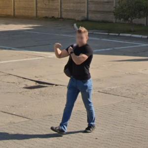 See my biceps (StreetView)