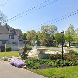 Beadsley Fountain (StreetView)