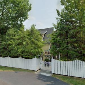 Honeysuckle Lodge (StreetView)