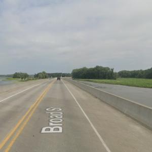 Running Slough Bridge (StreetView)