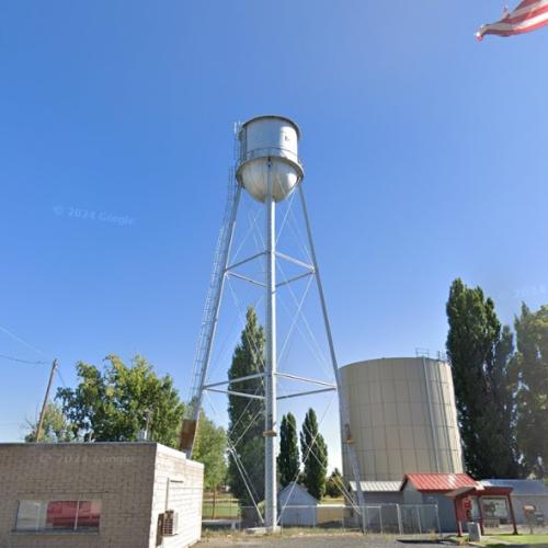 Merrill Water Tower in Merrill, OR (Google Maps)