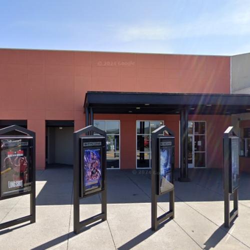Pelican Cinemas in Klamath Falls, OR Virtual Globetrotting