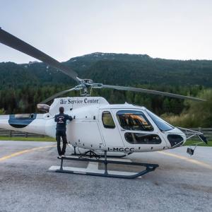 Airbus H125 in Cortina D'ampezzo, Italy (#2) - Virtual Globetrotting