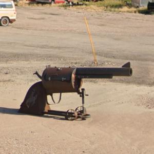Revolver (StreetView)
