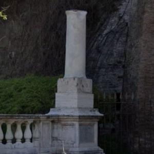 First milestone column of the Via Appia (StreetView)