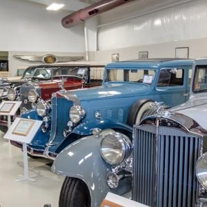 1932 Packard Light Eight Touring Sedan (StreetView)