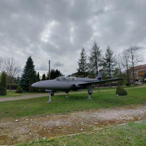 TS-11 Iskra bis-D (StreetView)