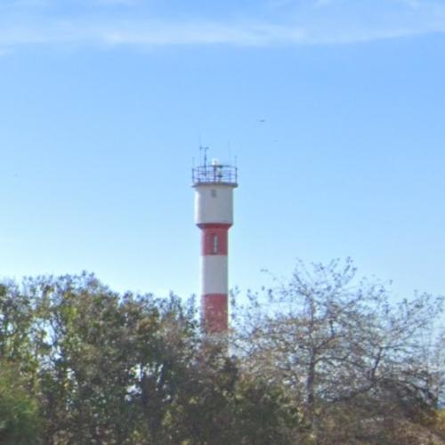 Point Petre Lighthouse in Prince Edward, Canada - Virtual Globetrotting