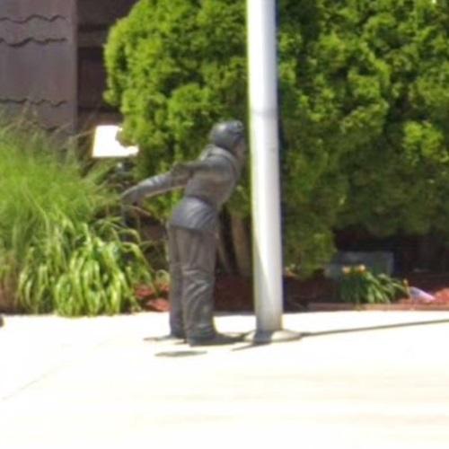 A Christmas Story - Flick statue in Highland, IN (Google Maps)