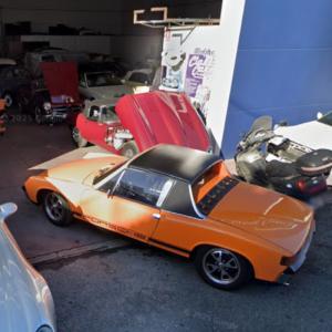 Porsche 914, Jaguar E-Type and Mercedes 190SL (StreetView)