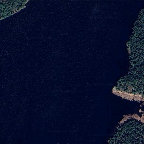 Florin Lake in Balmertown, Canada - Virtual Globetrotting